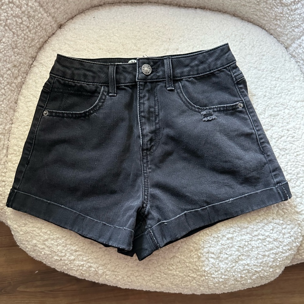 Black denim shorts, high rise, Size: 0/24